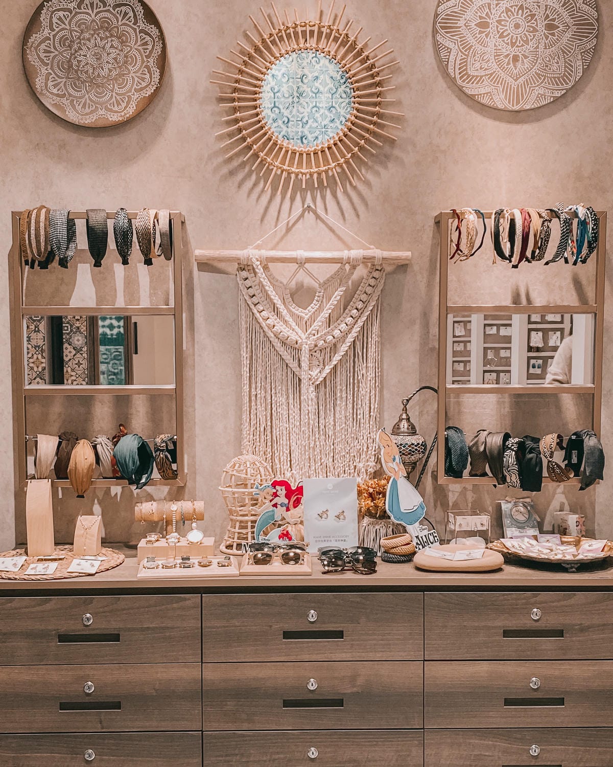 一秒來到摩洛哥,這裡拍好美!Wave Shine Accessory (摩洛哥概念店) 忠孝復興捷運站5號出口7.jpg 一秒來到摩洛哥,這裡拍好美!Wave Shine Accessory (摩洛哥概念店) 忠孝復興捷運站5號出口7.jpg