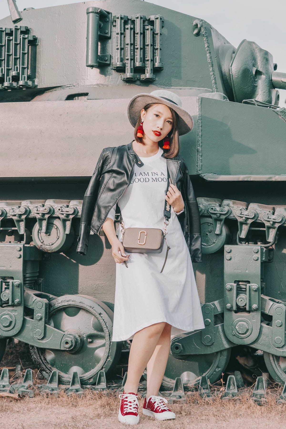 帆布鞋穿搭LOOKBOOK JEANSDA金斯大戰斧加硫鞋 不敗經典帆布鞋展現個人穿搭魅力@高雄駁二店59.jpg 帆布鞋穿搭LOOKBOOK JEANSDA金斯大戰斧加硫鞋 不敗經典帆布鞋展現個人穿搭魅力@高雄駁二店59.jpg