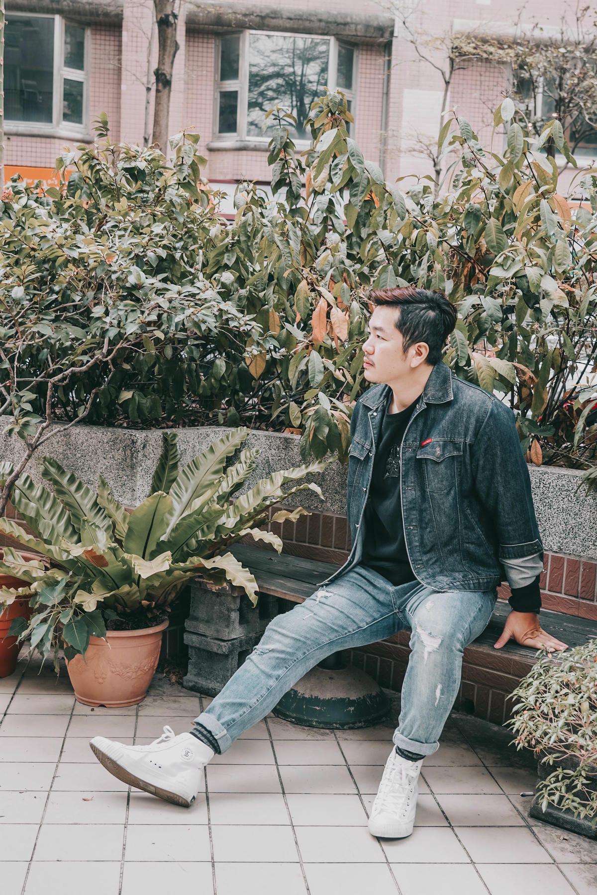 帆布鞋穿搭LOOKBOOK JEANSDA金斯大戰斧加硫鞋 不敗經典帆布鞋展現個人穿搭魅力@高雄駁二店47.jpg 帆布鞋穿搭LOOKBOOK JEANSDA金斯大戰斧加硫鞋 不敗經典帆布鞋展現個人穿搭魅力@高雄駁二店47.jpg