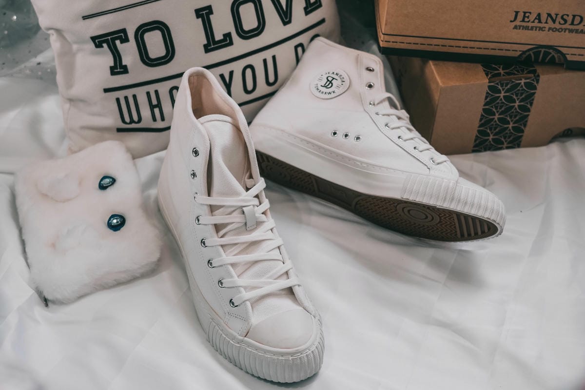 帆布鞋穿搭LOOKBOOK JEANSDA金斯大戰斧加硫鞋 不敗經典帆布鞋展現個人穿搭魅力@高雄駁二店36.jpg 帆布鞋穿搭LOOKBOOK JEANSDA金斯大戰斧加硫鞋 不敗經典帆布鞋展現個人穿搭魅力@高雄駁二店36.jpg