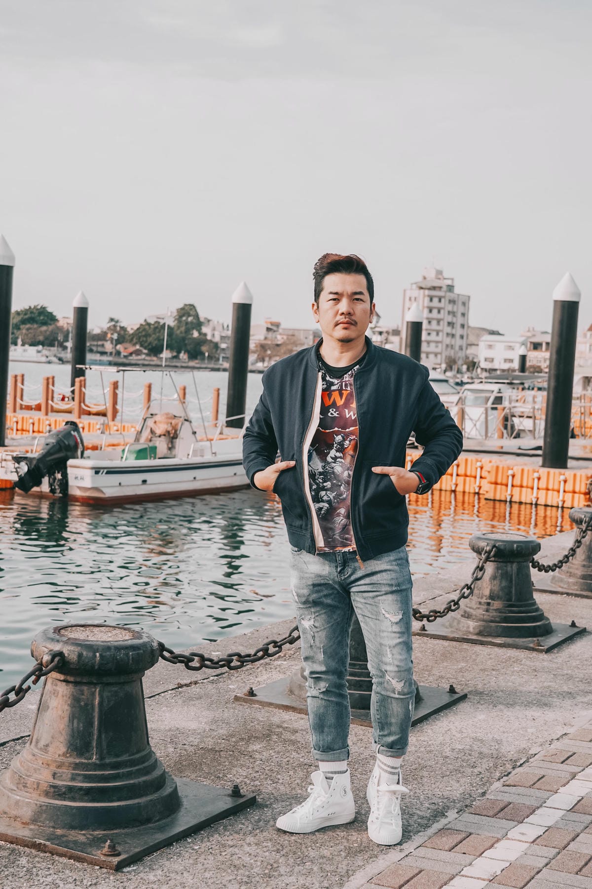 帆布鞋穿搭LOOKBOOK JEANSDA金斯大戰斧加硫鞋 不敗經典帆布鞋展現個人穿搭魅力@高雄駁二店43.jpg 帆布鞋穿搭LOOKBOOK JEANSDA金斯大戰斧加硫鞋 不敗經典帆布鞋展現個人穿搭魅力@高雄駁二店43.jpg