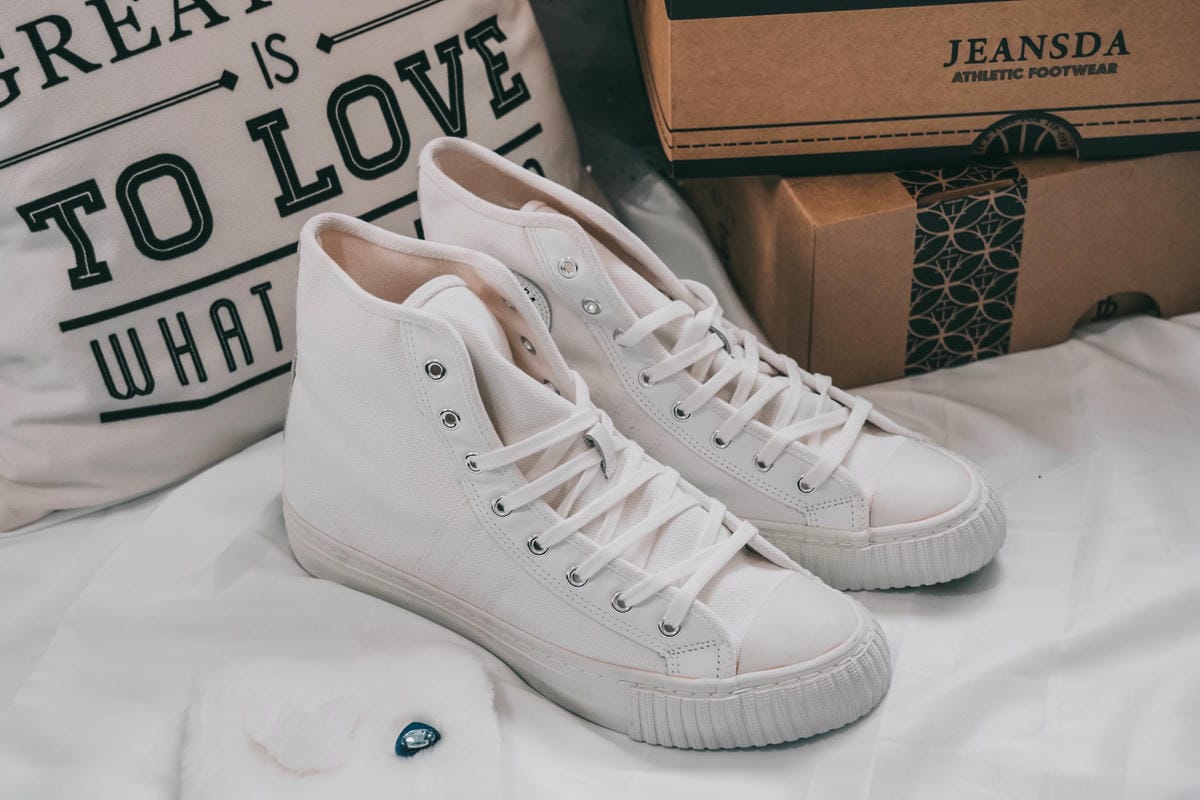 帆布鞋穿搭LOOKBOOK JEANSDA金斯大戰斧加硫鞋 不敗經典帆布鞋展現個人穿搭魅力@高雄駁二店38.jpg 帆布鞋穿搭LOOKBOOK JEANSDA金斯大戰斧加硫鞋 不敗經典帆布鞋展現個人穿搭魅力@高雄駁二店38.jpg