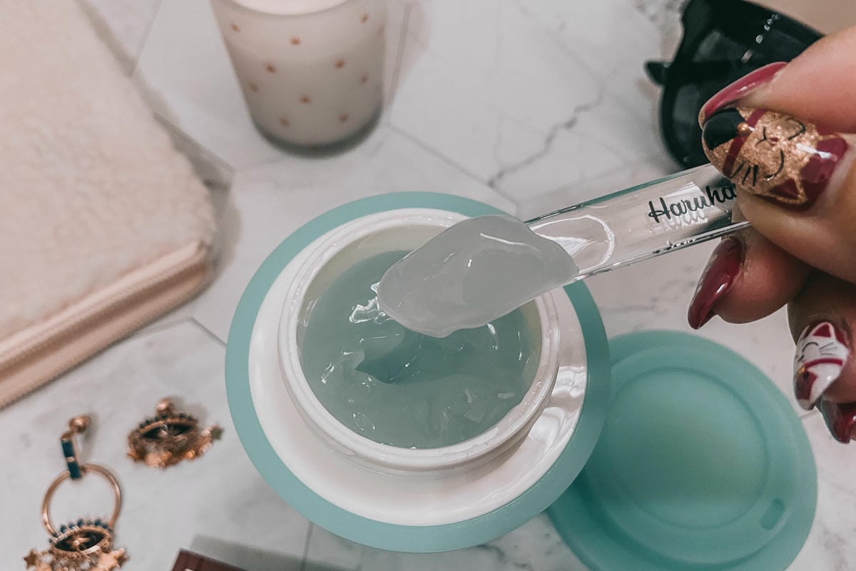 雜誌贈品|VOGUE 1月號2020 隨書附HARUHARU奇蹟霜 #蜂蜜綠茶保濕霜6.jpg 雜誌贈品|VOGUE 1月號2020 隨書附HARUHARU奇蹟霜 #蜂蜜綠茶保濕霜6.jpg