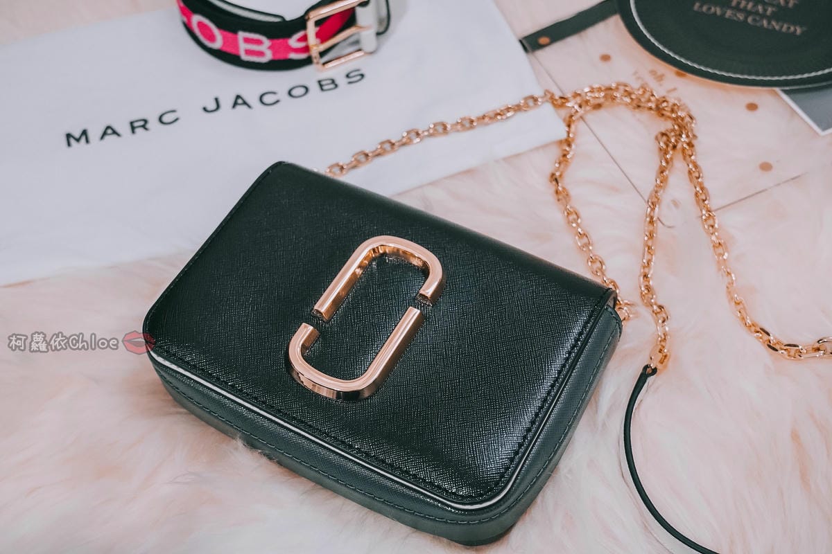開箱穿搭 MARC JACOBS LOGO STRAP HIP SHOT BAG 腰包肩背包 一包多用途 高CP值超人氣MJ包9.jpg