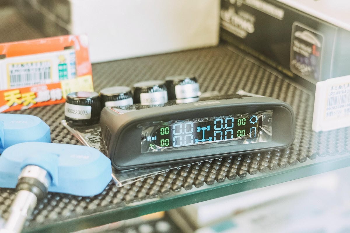 高雄汽車百貨 高階車避震器改裝 更換輪胎 汽車精品 免費行車安全檢查 一家消費 全台服務~車之輪-民權店47.jpg 高雄汽車百貨 高階車避震器改裝 更換輪胎 汽車精品 免費行車安全檢查 一家消費 全台服務~車之輪-民權店47.jpg