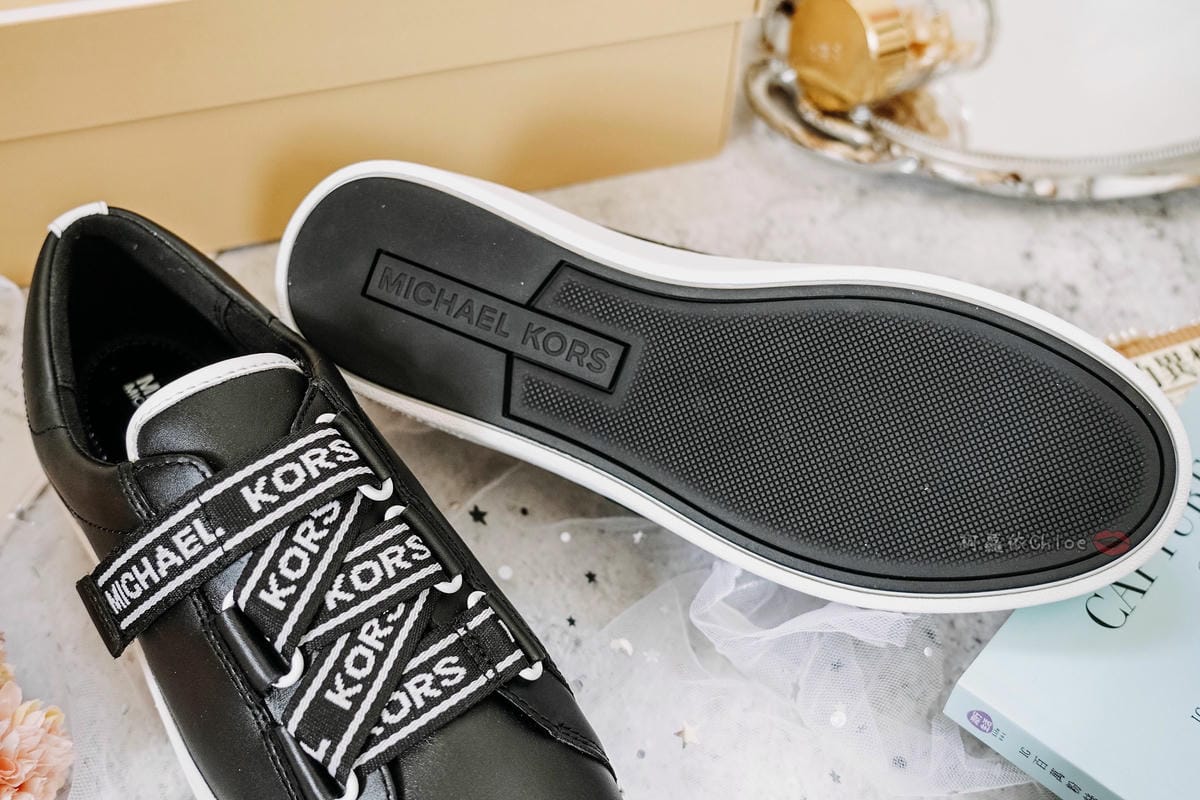 潮鞋開箱 黑色皮革MK平底板鞋 重複穿搭LOOKBOOK8.jpg