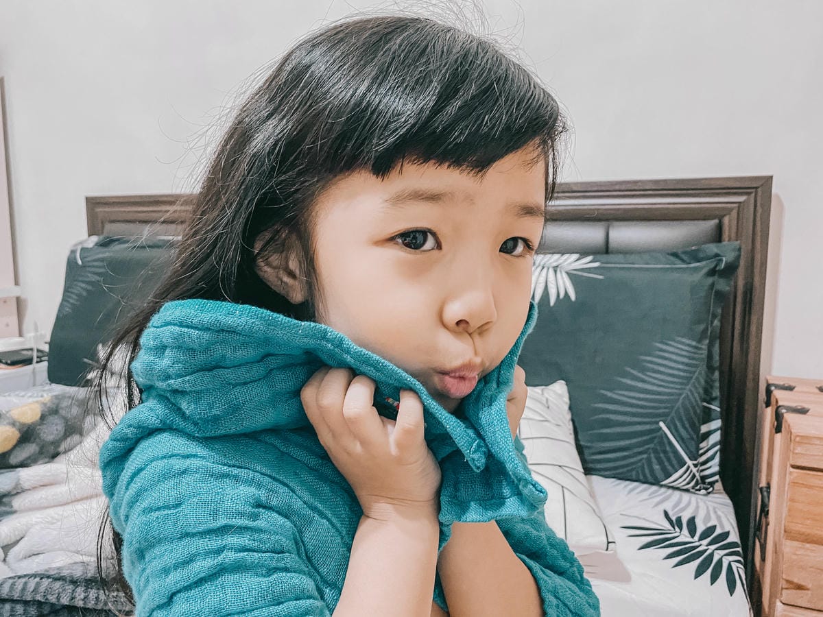 童鞋穿搭x好物分享 日本SkippOn ISEAL VU系列兒童休閒機能鞋%26;Nicott五重珍珠紗方巾 限時團購146.jpg