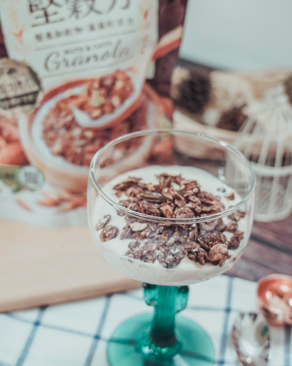 早餐穀物 用萬歲牌堅穀力開啟一整天滿滿活力 巧克力杏仁%26;蜂蜜椰香11.jpg