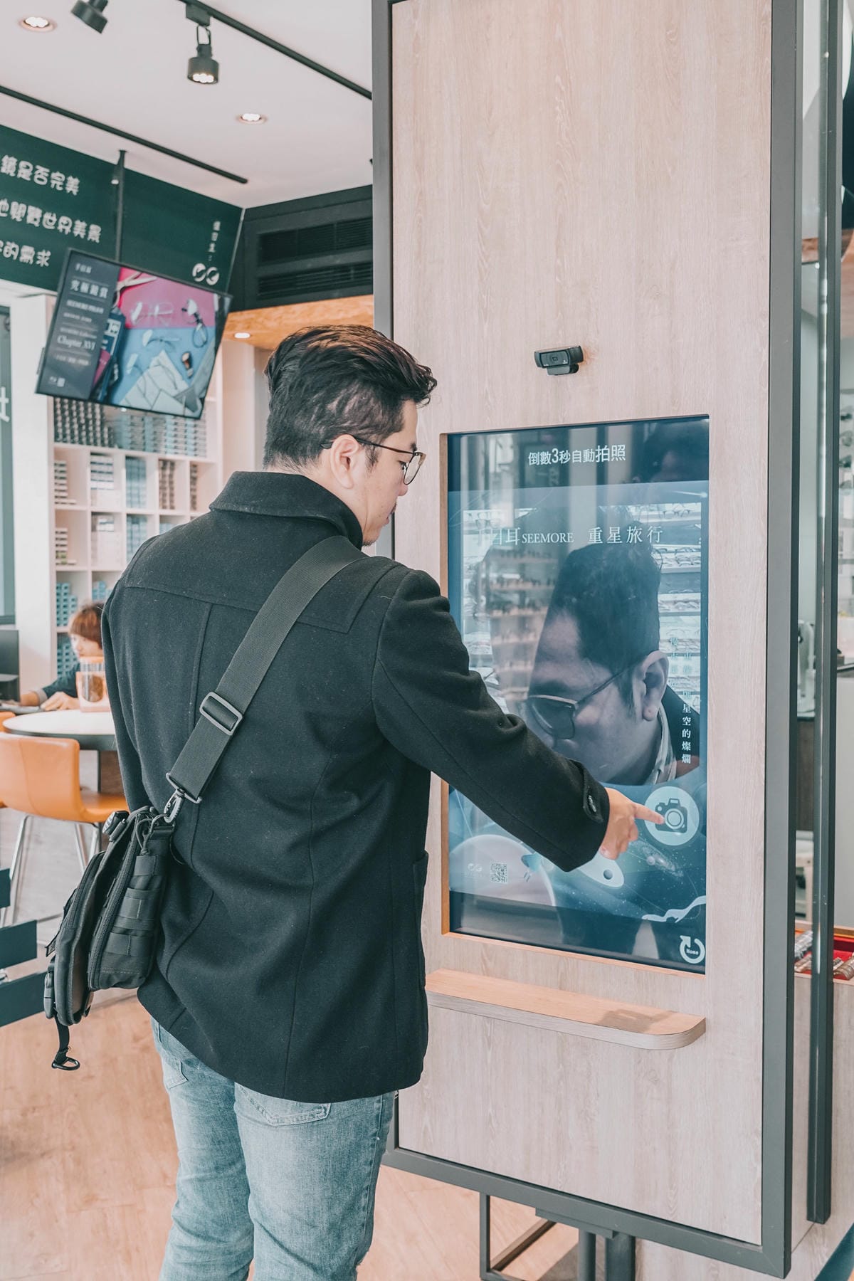 台南手目耳眼鏡 享受一杯好咖啡 獨家旅行式配鏡 無壓力挑選專屬自己的眼鏡20.jpg 台南手目耳眼鏡 享受一杯好咖啡 獨家旅行式配鏡 無壓力挑選專屬自己的眼鏡20.jpg