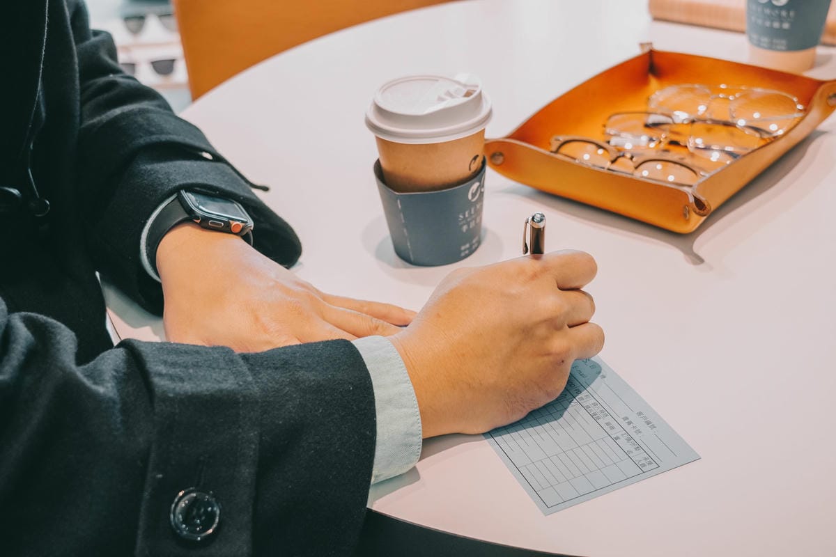 台南手目耳眼鏡 享受一杯好咖啡 獨家旅行式配鏡 無壓力挑選專屬自己的眼鏡32.jpg 台南手目耳眼鏡 享受一杯好咖啡 獨家旅行式配鏡 無壓力挑選專屬自己的眼鏡32.jpg