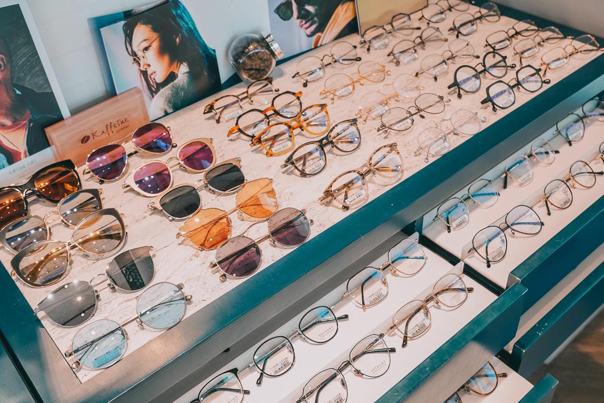 台南手目耳眼鏡 享受一杯好咖啡 獨家旅行式配鏡 無壓力挑選專屬自己的眼鏡12.jpg 台南手目耳眼鏡 享受一杯好咖啡 獨家旅行式配鏡 無壓力挑選專屬自己的眼鏡12.jpg