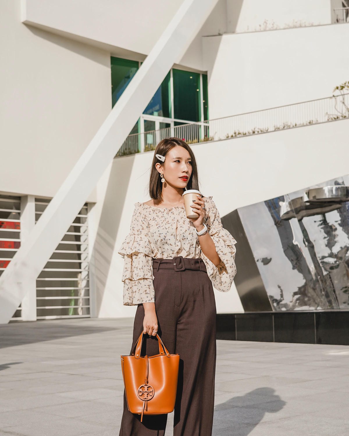 千元精品包入門推薦！Tory Burch、Coach 水桶包 長夾 男短夾 情人節送禮推薦清單１９.JPG