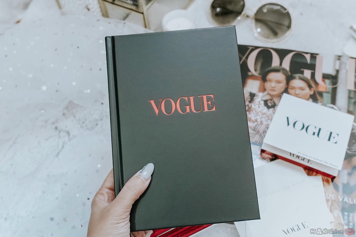 時尚圈新話題VOGUE Taiwan全新改版 3月號隨書贈VOGUE時尚經典文具三件組6.jpg