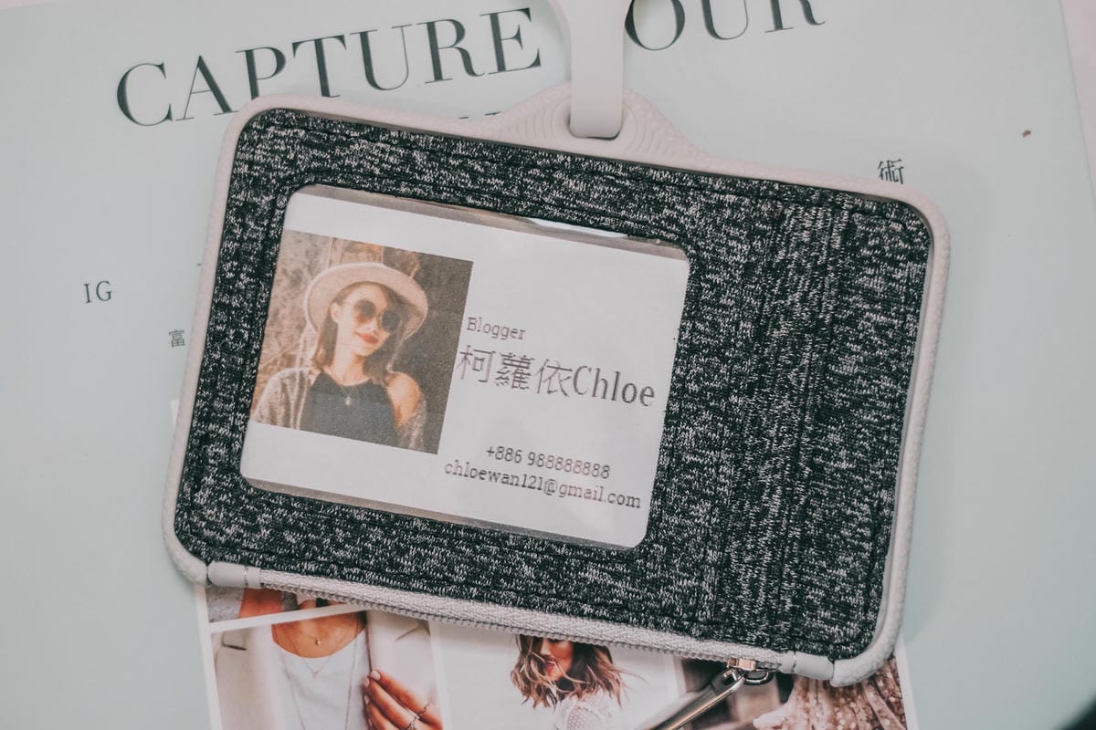 輕時尚設計 Bone頸掛識別證套-沙紋款Lanyard Wallet Hor識別證、卡夾、零錢包 一起帶著走4.jpg