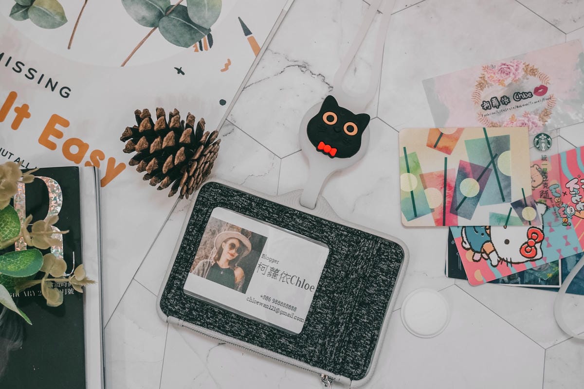 輕時尚設計 Bone頸掛識別證套-沙紋款Lanyard Wallet Hor識別證、卡夾、零錢包 一起帶著走20.jpg