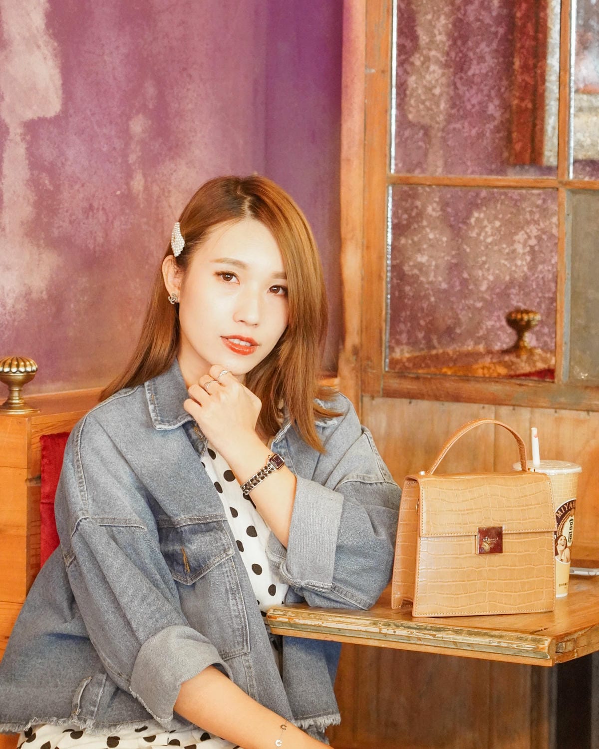 包Ｘ春季穿搭｜ROBINMAY羅馬時空手提包 簡約展現個性時尚19.jpg