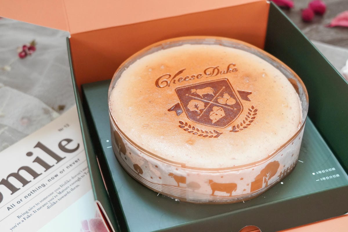 2020母親節蛋糕 起士公爵X吳寶春麥方店 最強聯名 南國玫瑰女王乳酪蛋糕4.jpg 2020母親節蛋糕 起士公爵X吳寶春麥方店 最強聯名 南國玫瑰女王乳酪蛋糕4.jpg