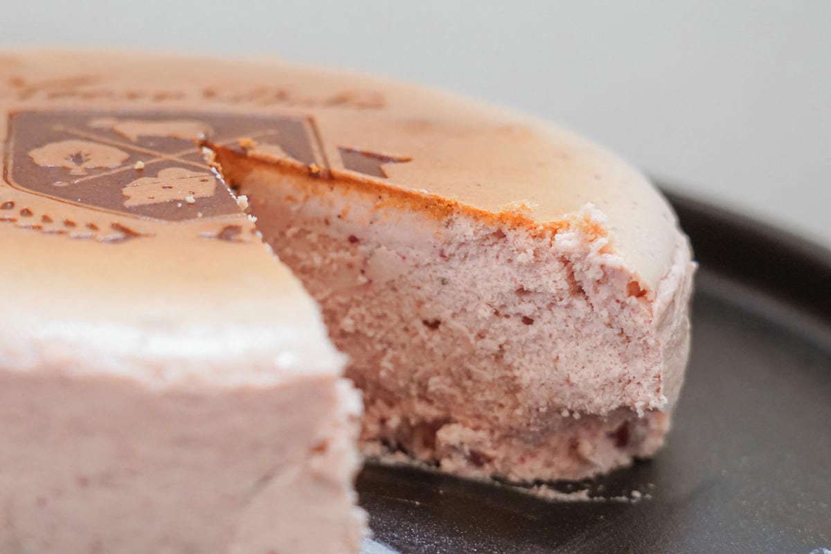 2020母親節蛋糕 起士公爵X吳寶春麥方店 最強聯名 南國玫瑰女王乳酪蛋糕11.jpg 2020母親節蛋糕 起士公爵X吳寶春麥方店 最強聯名 南國玫瑰女王乳酪蛋糕11.jpg