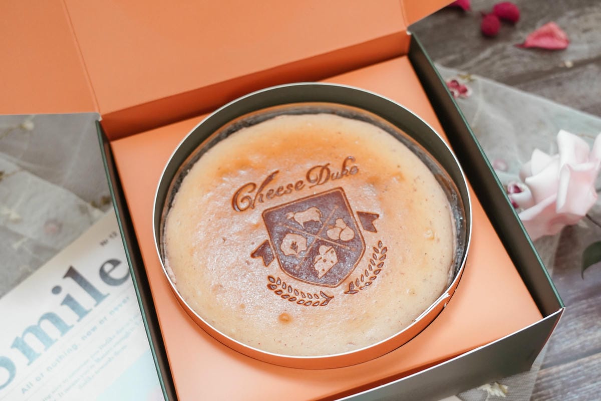 2020母親節蛋糕 起士公爵X吳寶春麥方店 最強聯名 南國玫瑰女王乳酪蛋糕3.jpg 2020母親節蛋糕 起士公爵X吳寶春麥方店 最強聯名 南國玫瑰女王乳酪蛋糕3.jpg