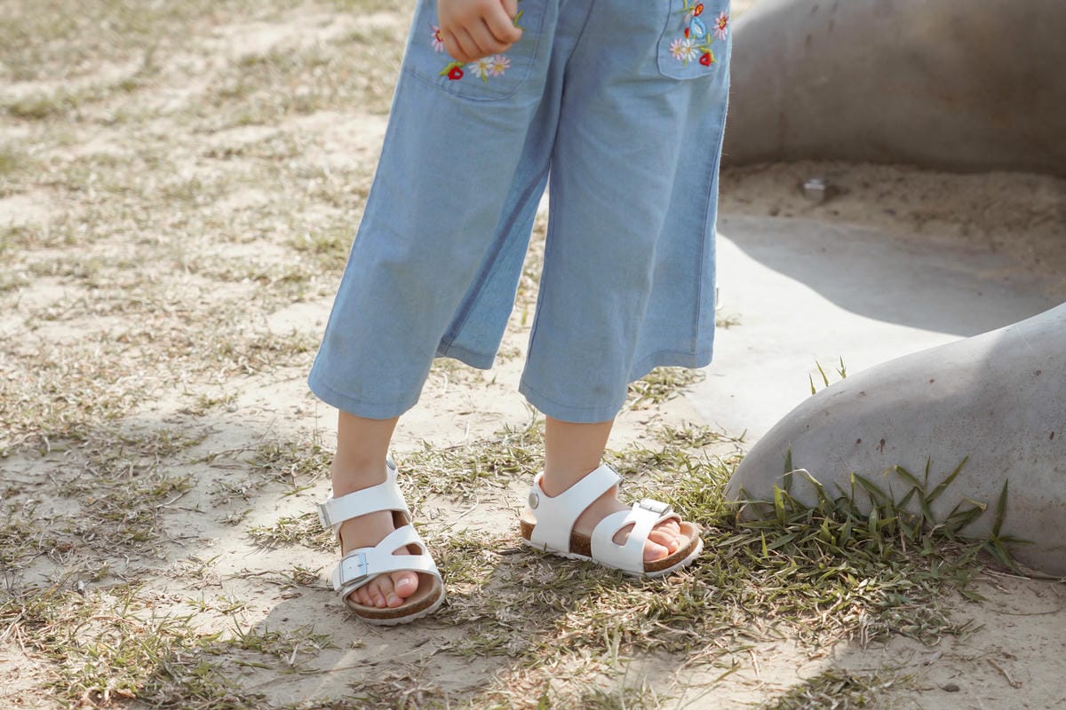 親子穿搭 FM時尚美鞋  兒童涼鞋 好穿舒適又時尚 親子涼鞋LOOKBOOK45.jpg