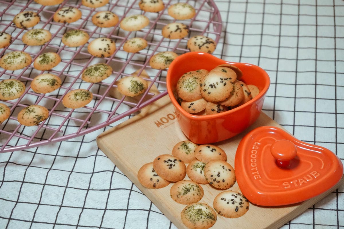 餅乾食譜 古早味海苔芝麻餅乾 零失敗一次成功 奶油香氣濃郁 脆口好吃31.JPG 餅乾食譜 古早味海苔芝麻餅乾 零失敗一次成功 奶油香氣濃郁 脆口好吃31.JPG