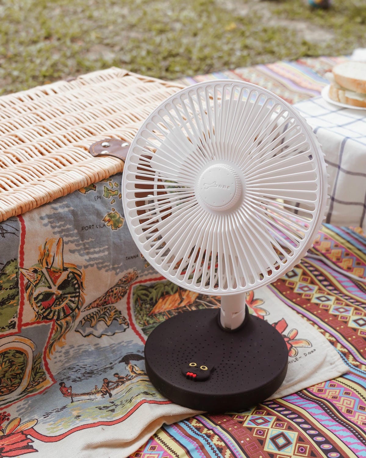 實用小家電 Bone Collection 新推出最體貼的桌上型USB風扇 居家 辦公室 野餐戶外都適用2.JPG 實用小家電 Bone Collection 新推出最體貼的桌上型USB風扇 居家 辦公室 野餐戶外都適用2.JPG