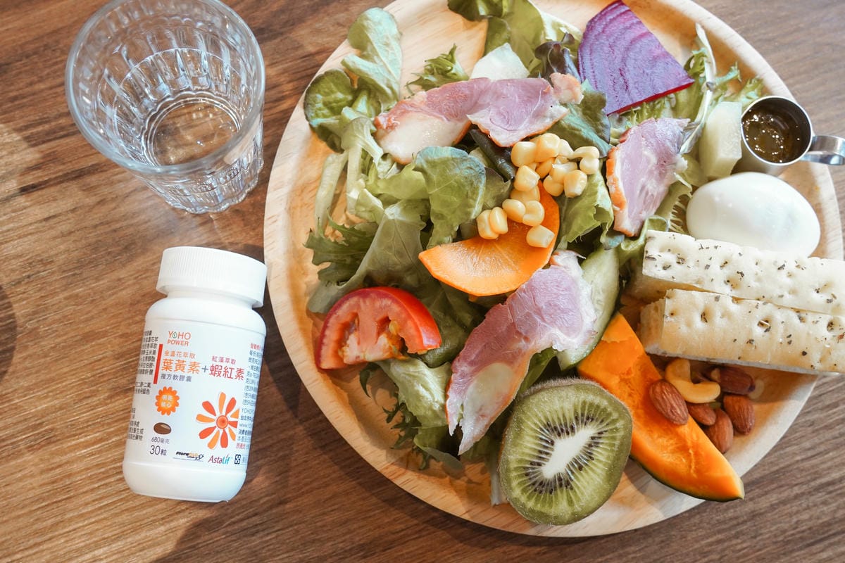 守護晶亮舒適閱讀不卡卡 悠活原力 YOHOPOWER金盞花萃取葉黃素+紅藻萃取蝦紅素複方軟膠囊20.JPG 守護晶亮舒適閱讀不卡卡 悠活原力 YOHOPOWER金盞花萃取葉黃素+紅藻萃取蝦紅素複方軟膠囊20.JPG