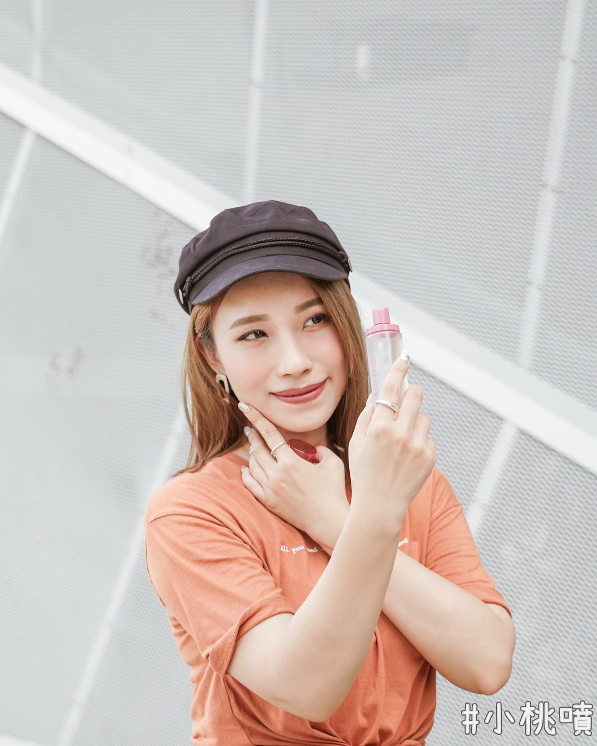 彩妝|西班牙平價彩妝3INA #超印色染唇釉 試色分享+夏天定妝必備的 #小桃噴 定妝噴霧9.jpg 彩妝|西班牙平價彩妝3INA #超印色染唇釉 試色分享+夏天定妝必備的 #小桃噴 定妝噴霧9.jpg