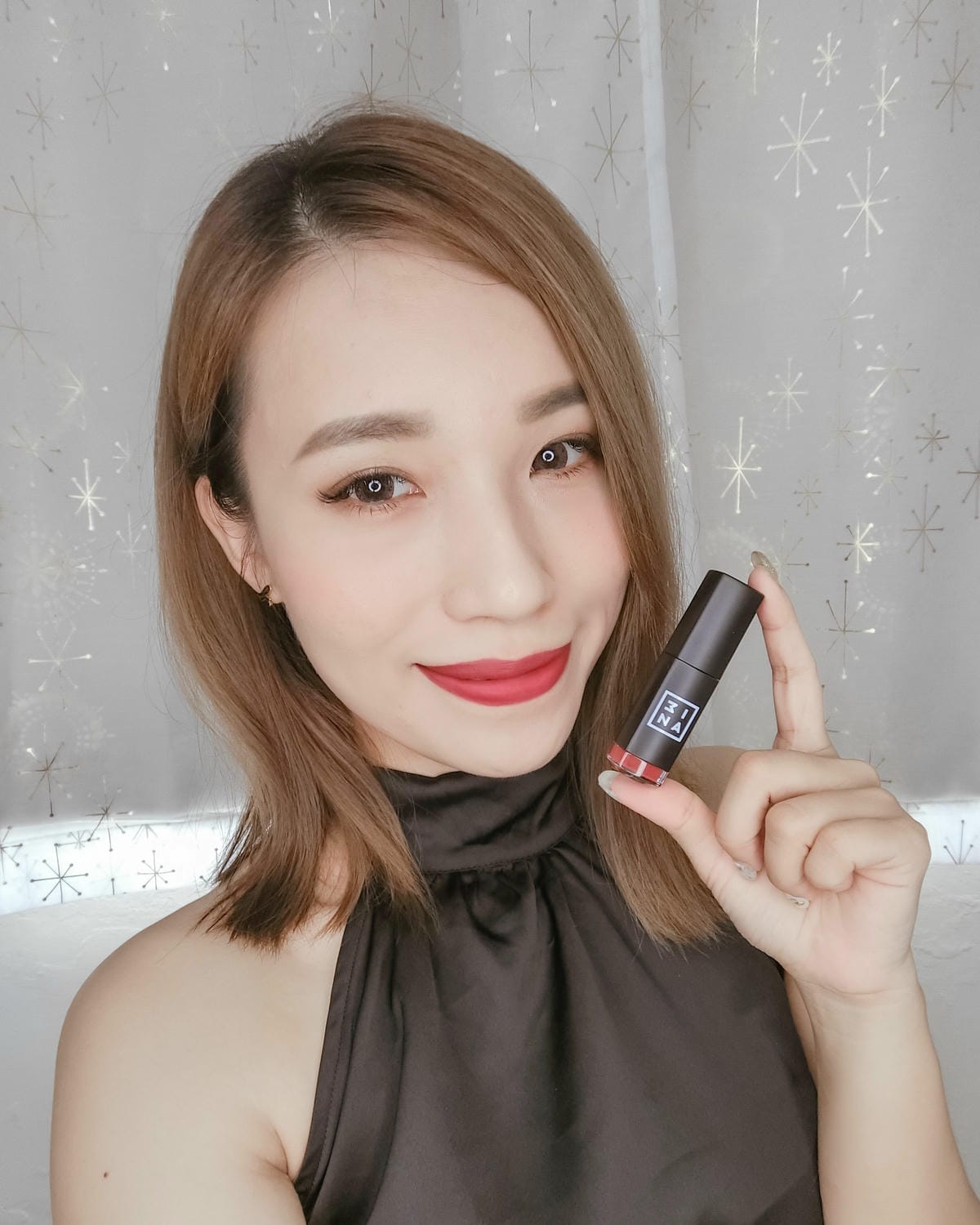 彩妝|西班牙平價彩妝3INA #超印色染唇釉 試色分享+夏天定妝必備的 #小桃噴 定妝噴霧4.jpg 彩妝|西班牙平價彩妝3INA #超印色染唇釉 試色分享+夏天定妝必備的 #小桃噴 定妝噴霧4.jpg