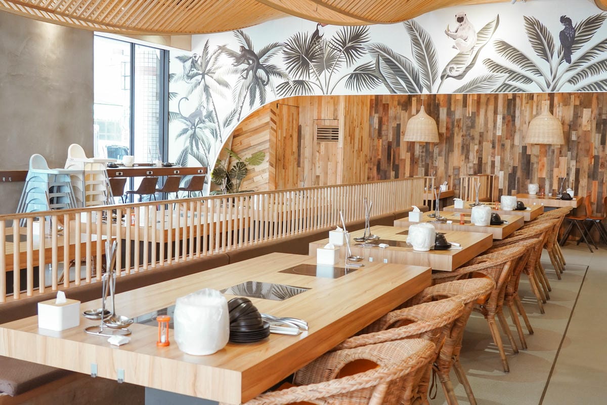 台南火鍋|花花世界鍋物 浮誇海陸鍋 活龍蝦 Prime無骨牛小排 超邪惡鮭魚卵丼飯必點 台南東區最美度假網美風火鍋店4.jpg 台南火鍋|花花世界鍋物 浮誇海陸鍋 活龍蝦 Prime無骨牛小排 超邪惡鮭魚卵丼飯必點 台南東區最美度假網美風火鍋店4.jpg