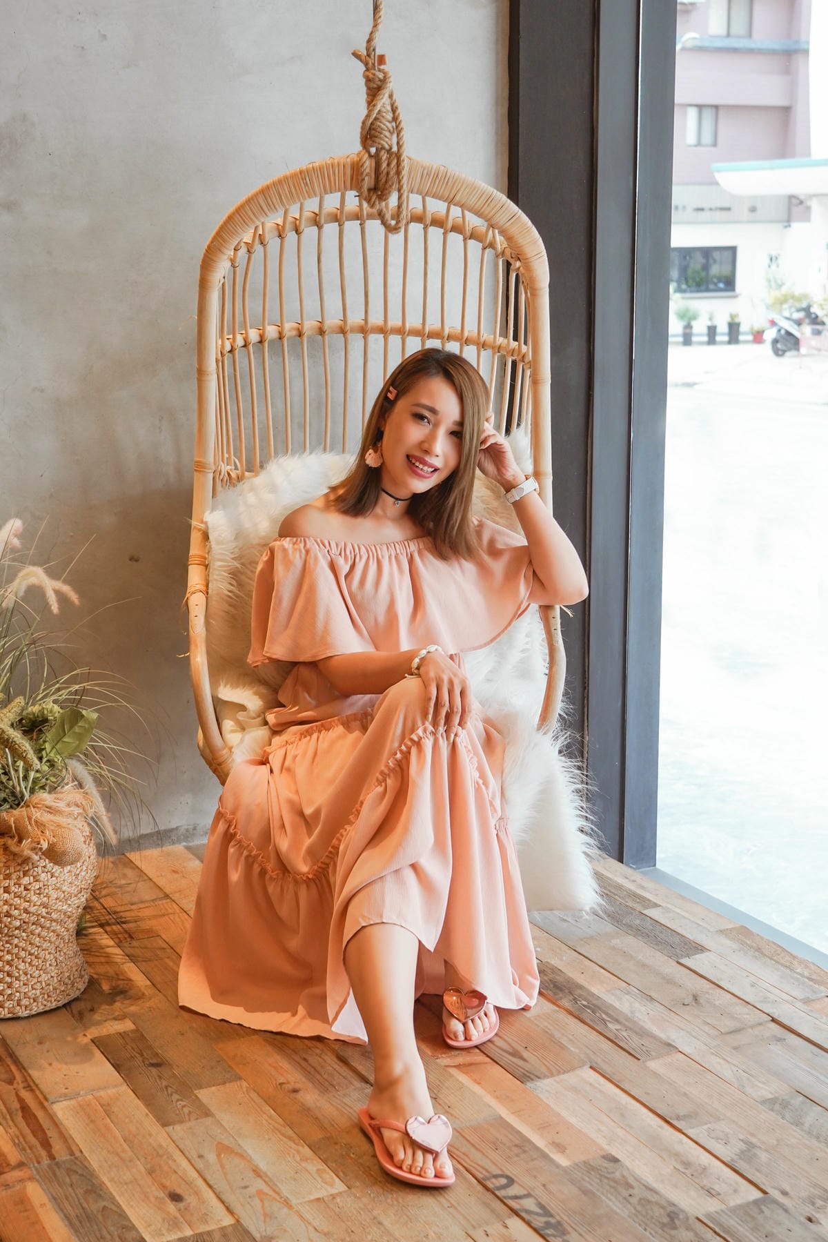 台南火鍋|花花世界鍋物 浮誇海陸鍋 活龍蝦 Prime無骨牛小排 超邪惡鮭魚卵丼飯必點 台南東區最美度假網美風火鍋店9A.jpg 台南火鍋|花花世界鍋物 浮誇海陸鍋 活龍蝦 Prime無骨牛小排 超邪惡鮭魚卵丼飯必點 台南東區最美度假網美風火鍋店9A.jpg