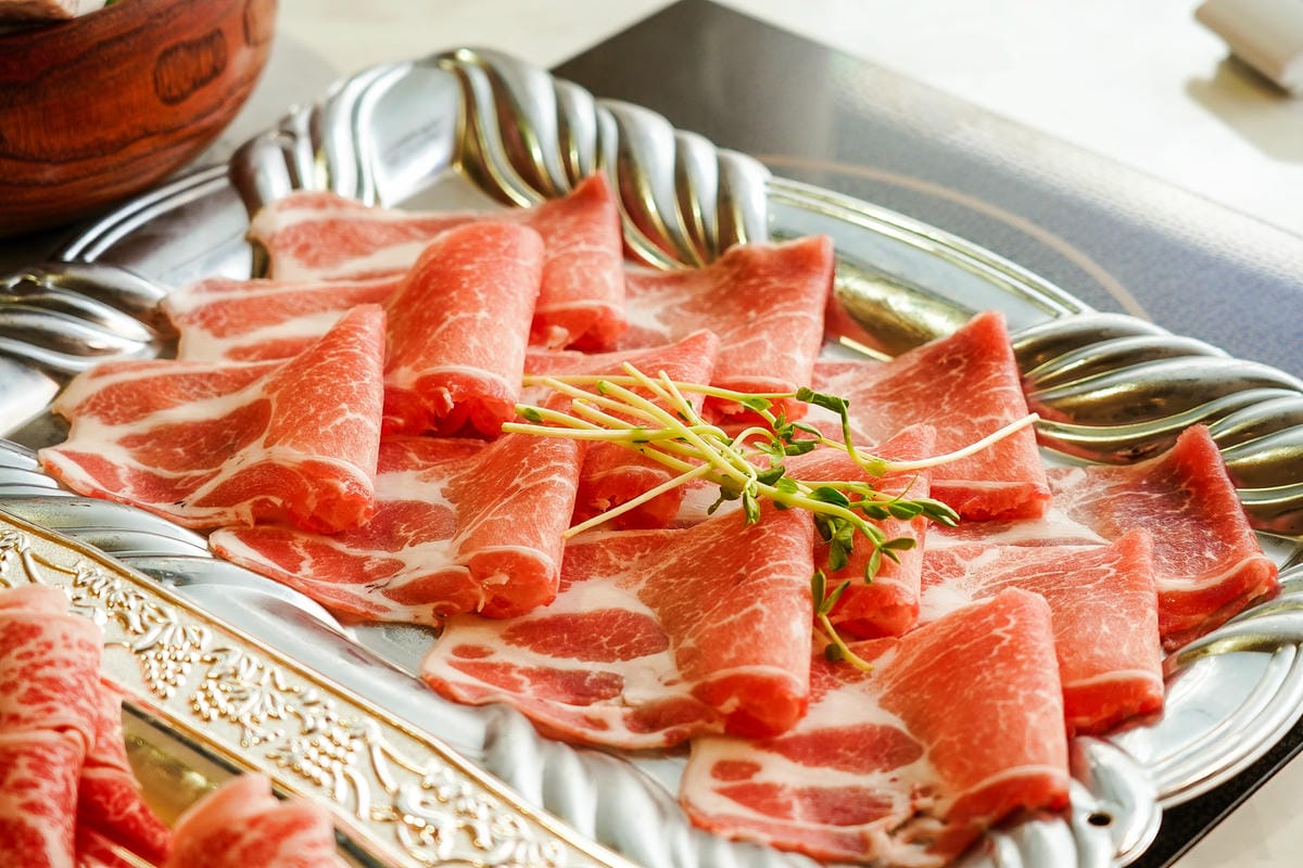 台南火鍋|花花世界鍋物 浮誇海陸鍋 活龍蝦 Prime無骨牛小排 超邪惡鮭魚卵丼飯必點 台南東區最美度假網美風火鍋店17.jpg 台南火鍋|花花世界鍋物 浮誇海陸鍋 活龍蝦 Prime無骨牛小排 超邪惡鮭魚卵丼飯必點 台南東區最美度假網美風火鍋店17.jpg