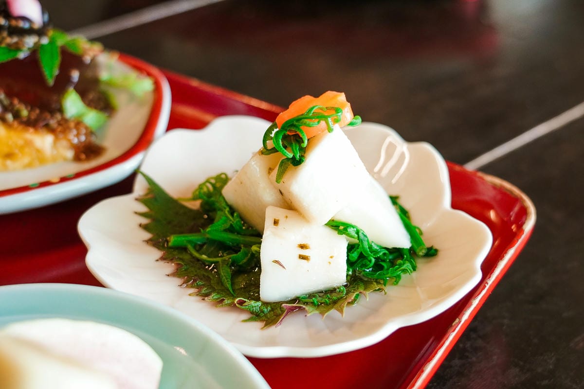 高雄旗山美食 六梅草堂 香食茶器禪風美學 無菜單料理餐廳 走進日式老屋體驗五感料理30.jpg