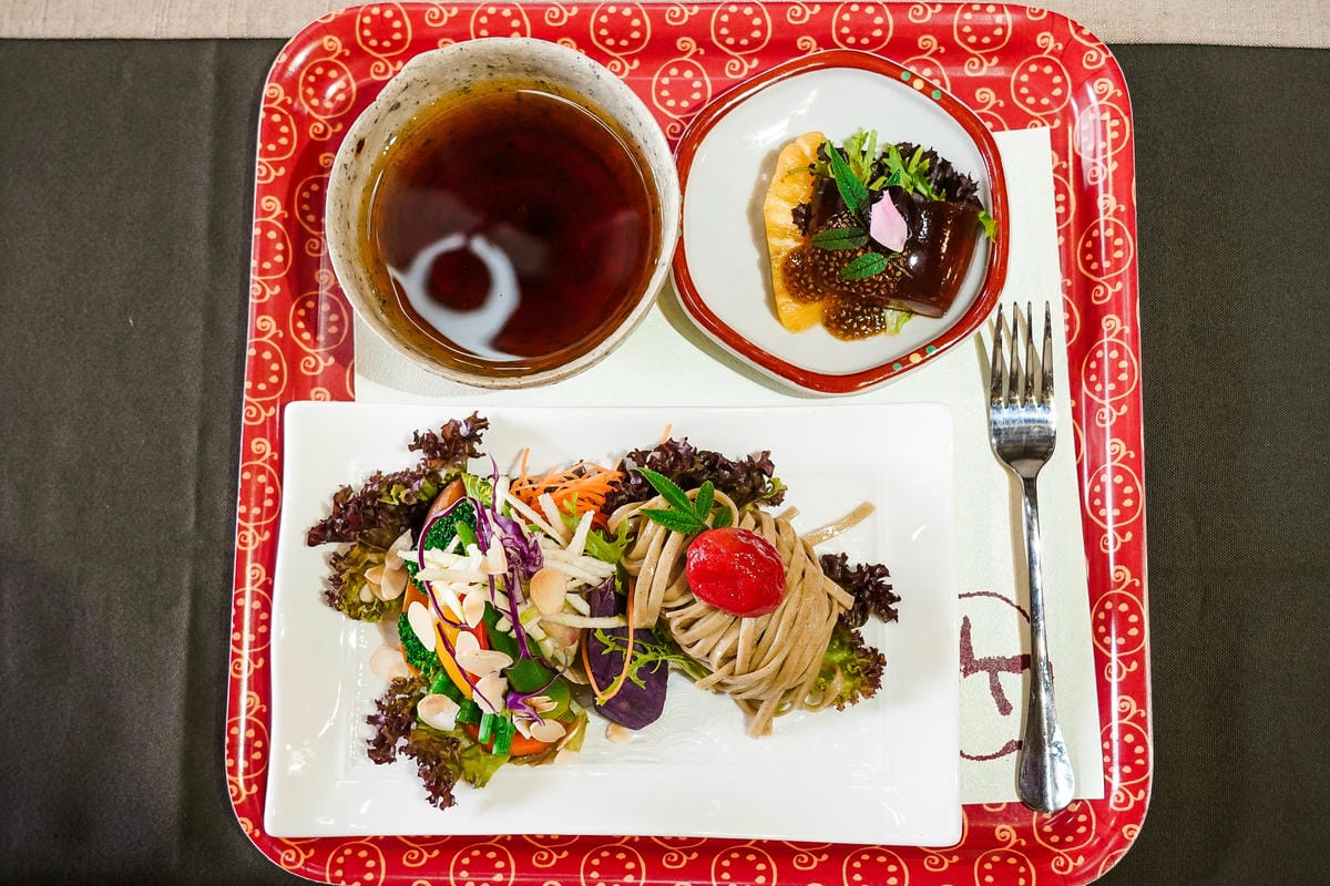 高雄旗山美食 六梅草堂 香食茶器禪風美學 無菜單料理餐廳 走進日式老屋體驗五感料理50.jpg