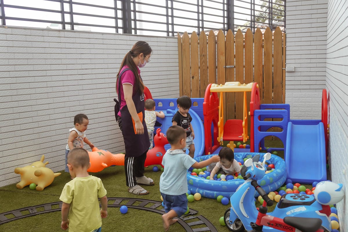 台南善化托嬰推薦 童樂園國際托嬰中心 0-2歲台南托嬰 專業師資 多元主題課程 讓孩子學習成常更快樂38.jpg