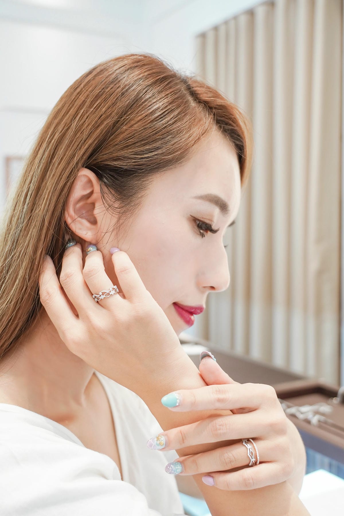 婚戒推薦|ALUXE亞立詩高雄博愛門市 品牌四大優勢為每一對新人傳遞幸福37.jpg 婚戒推薦|ALUXE亞立詩高雄博愛門市 品牌四大優勢為每一對新人傳遞幸福37.jpg