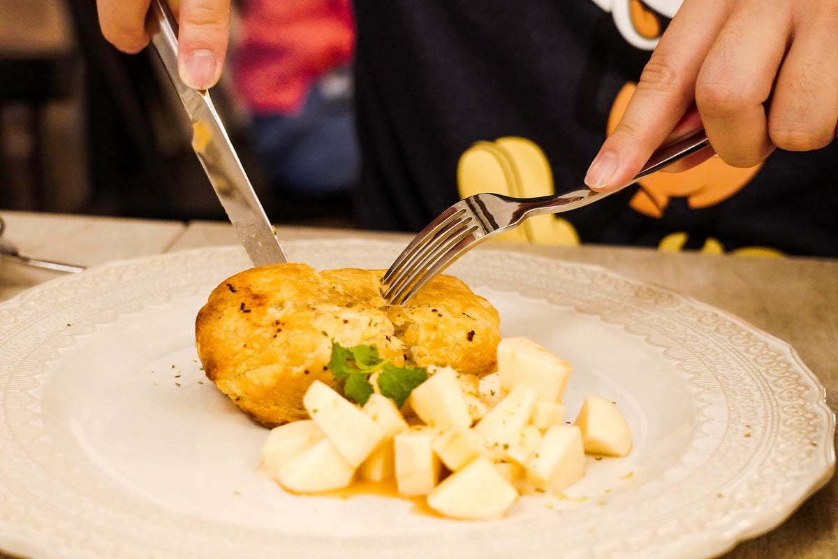 台北美食 BLAnC.中山 2020父親節雙人餐 #威靈頓鴨胸 #鮮蚵磚餅 #鐵鍋鬆餅 從開胃菜到甜點道道美味不踩雷23.jpg 台北美食 BLAnC.中山 2020父親節雙人餐 #威靈頓鴨胸 #鮮蚵磚餅 #鐵鍋鬆餅 從開胃菜到甜點道道美味不踩雷23.jpg