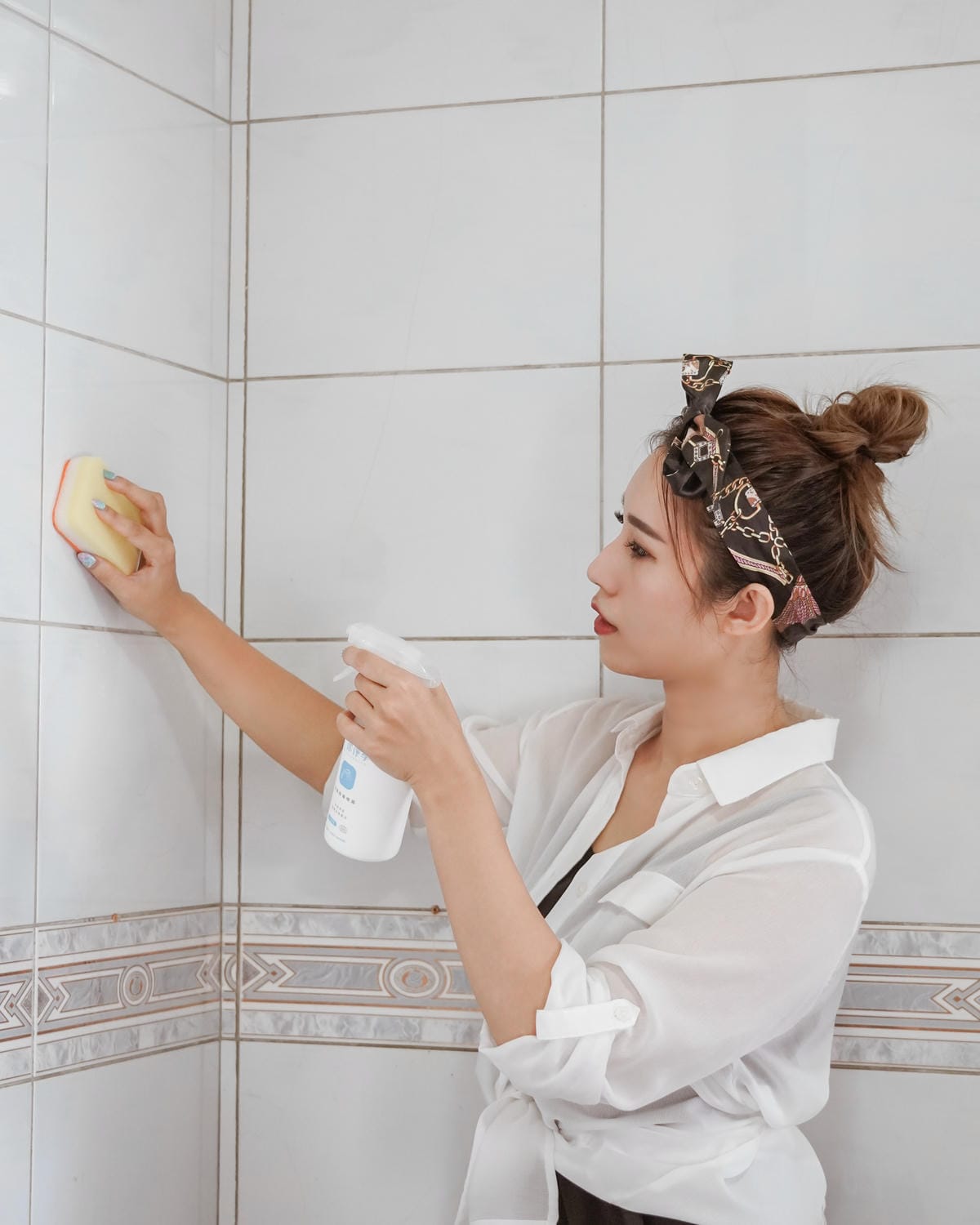 媽咪們必看 浴室除霉好輕鬆　交給不咬手的潔淨學 浴廁除霉噴霧22.jpg