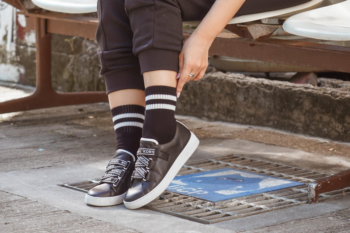 襪子穿搭 aPure City Online城市在線 除臭襪 在生活日常 穿搭出舒服自在的態度32.jpg 襪子穿搭 aPure City Online城市在線 除臭襪 在生活日常 穿搭出舒服自在的態度32.jpg