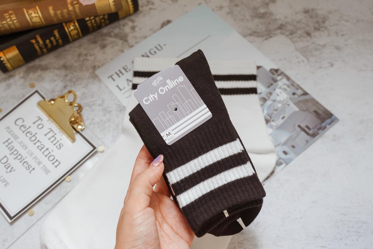 襪子穿搭 aPure City Online城市在線 除臭襪 在生活日常 穿搭出舒服自在的態度6.jpg 襪子穿搭 aPure City Online城市在線 除臭襪 在生活日常 穿搭出舒服自在的態度6.jpg