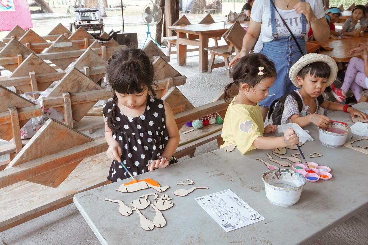 嘉義親子半日遊 阿里山逐鹿部落 嘉義小奈良 近距離餵食梅花鹿 鄒族部落藝術村39.jpg 嘉義親子半日遊 阿里山逐鹿部落 嘉義小奈良 近距離餵食梅花鹿 鄒族部落藝術村39.jpg