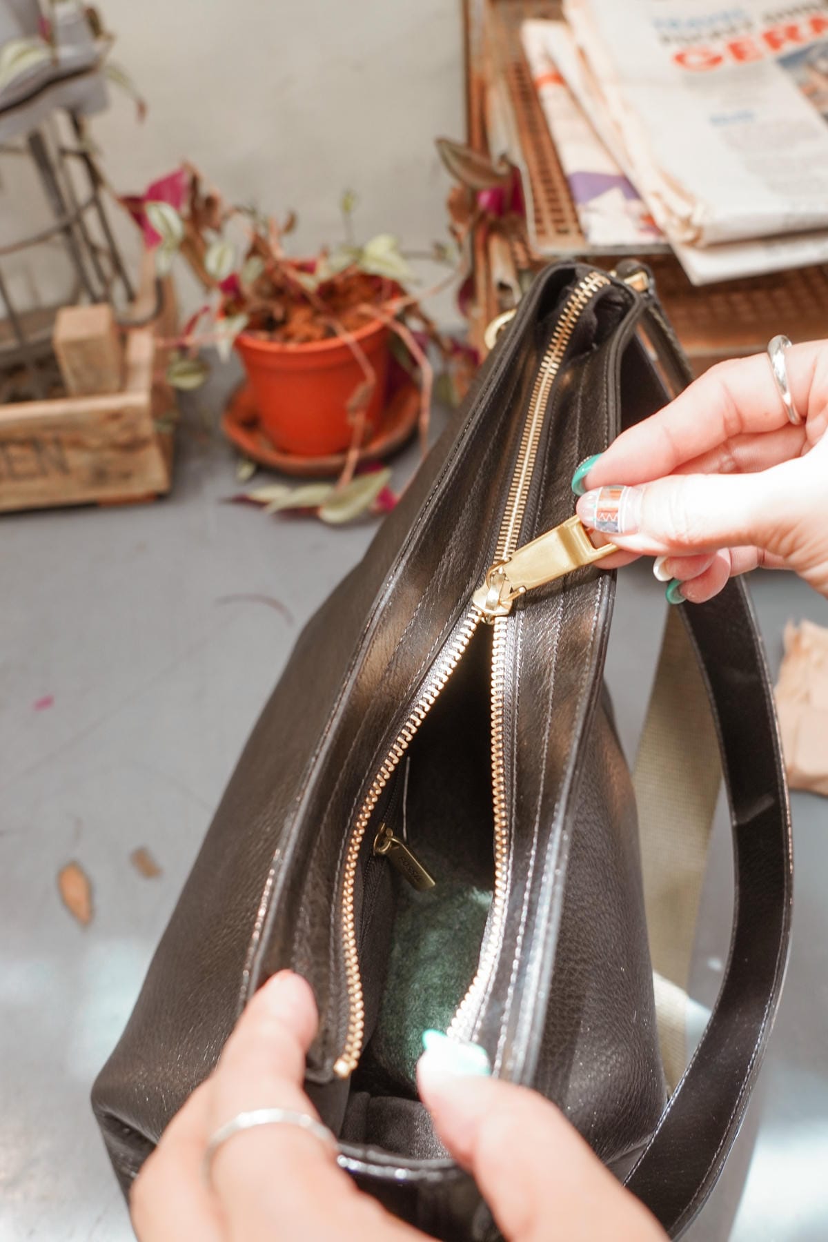 包包開箱 FOSSIL都會時尚男女包款分享 優雅與休閒風格兼具 時尚好穿搭30.jpg 包包開箱 FOSSIL都會時尚男女包款分享 優雅與休閒風格兼具 時尚好穿搭30.jpg