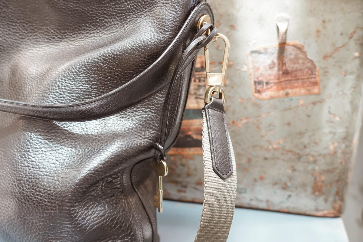 包包開箱 FOSSIL都會時尚男女包款分享 優雅與休閒風格兼具 時尚好穿搭22.jpg 包包開箱 FOSSIL都會時尚男女包款分享 優雅與休閒風格兼具 時尚好穿搭22.jpg