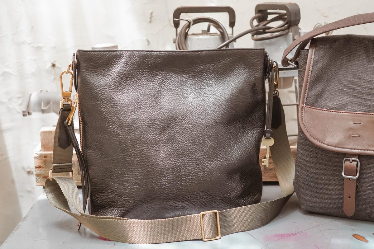 包包開箱 FOSSIL都會時尚男女包款分享 優雅與休閒風格兼具 時尚好穿搭37.jpg 包包開箱 FOSSIL都會時尚男女包款分享 優雅與休閒風格兼具 時尚好穿搭37.jpg