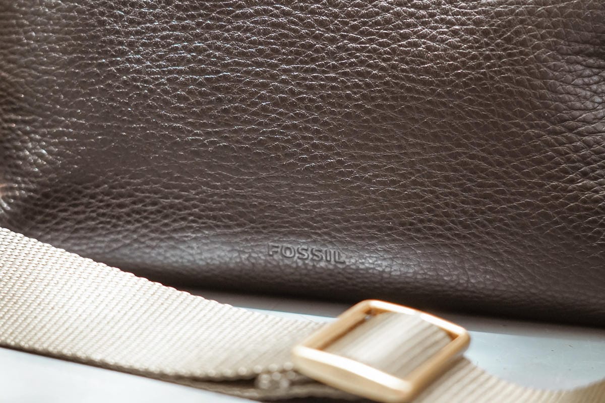 包包開箱 FOSSIL都會時尚男女包款分享 優雅與休閒風格兼具 時尚好穿搭36.jpg 包包開箱 FOSSIL都會時尚男女包款分享 優雅與休閒風格兼具 時尚好穿搭36.jpg