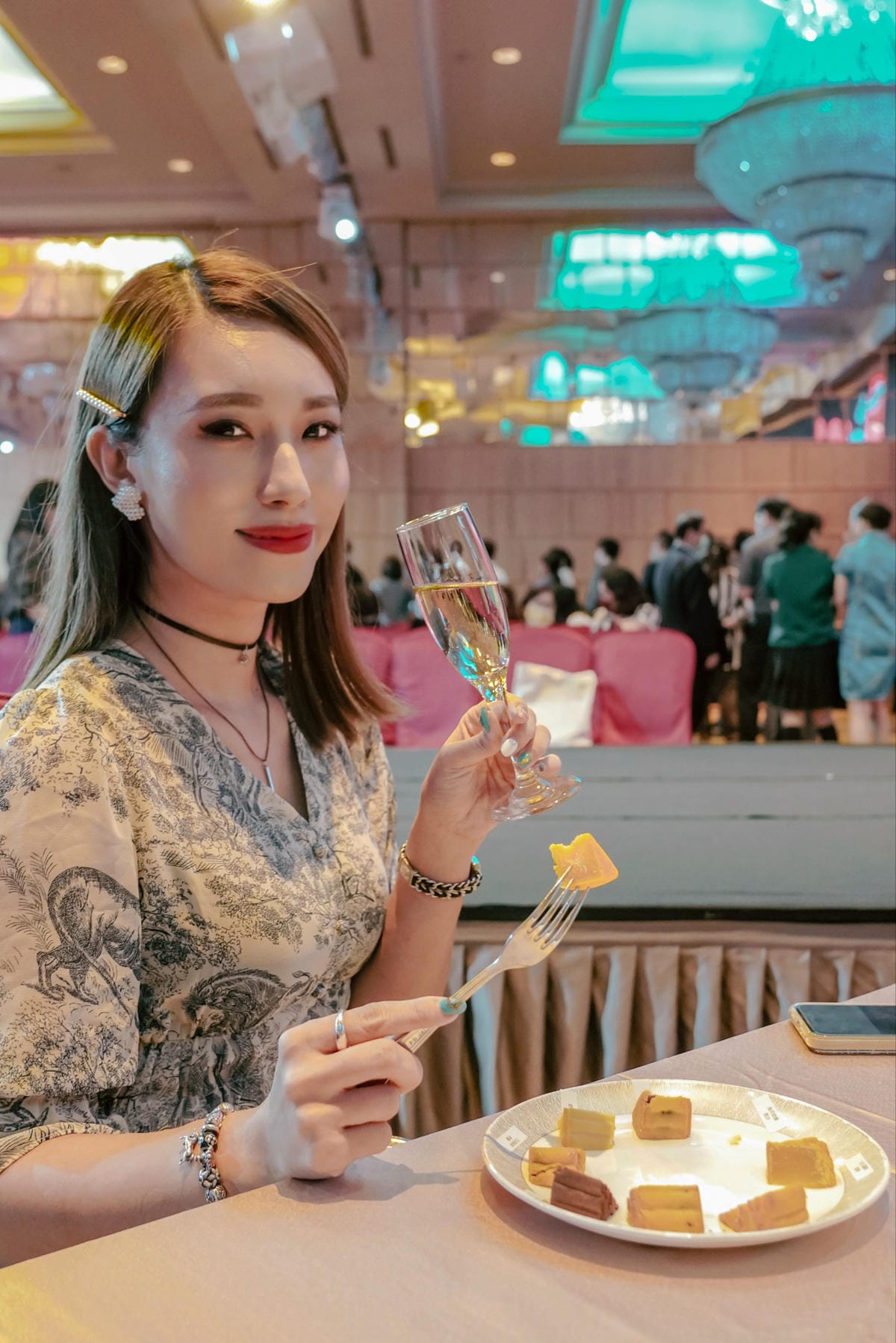 2020中秋月餅 漢來情月風雅禮盒 八款經典口味一次滿足 五星級飯店月餅首選12.jpg