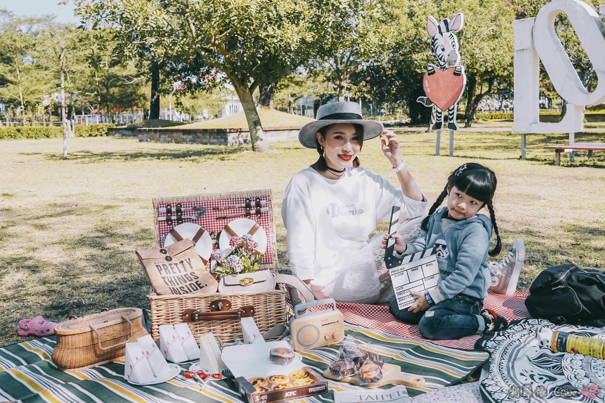 藍牙音響開箱 DELTAPRO復古藍芽喇叭(R-861BT)便攜式收音機 野餐外出營造氣氛好物17.jpg 藍牙音響開箱 DELTAPRO復古藍芽喇叭(R-861BT)便攜式收音機 野餐外出營造氣氛好物17.jpg