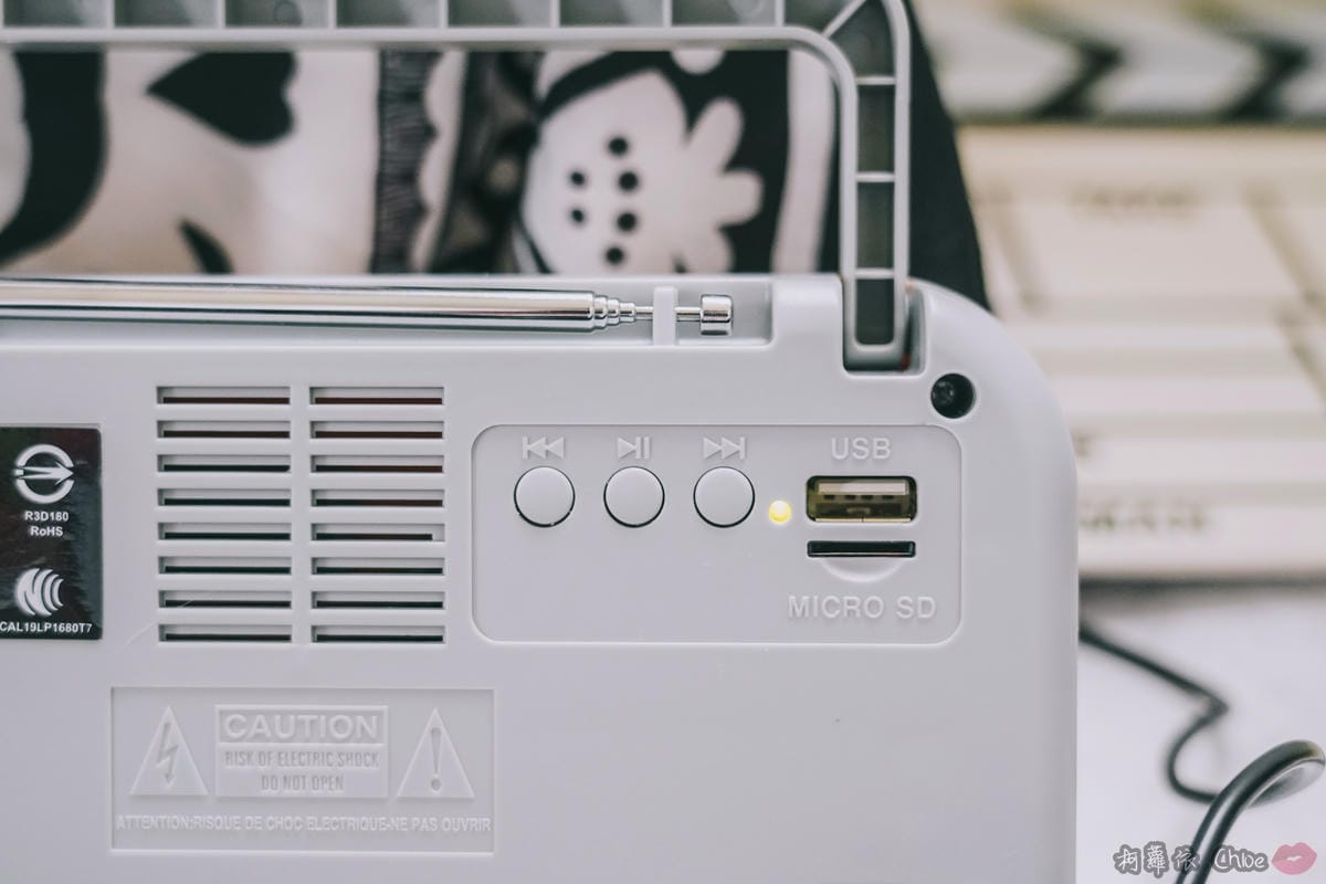 藍牙音響開箱 DELTAPRO復古藍芽喇叭(R-861BT)便攜式收音機 野餐外出營造氣氛好物8.jpg 藍牙音響開箱 DELTAPRO復古藍芽喇叭(R-861BT)便攜式收音機 野餐外出營造氣氛好物8.jpg