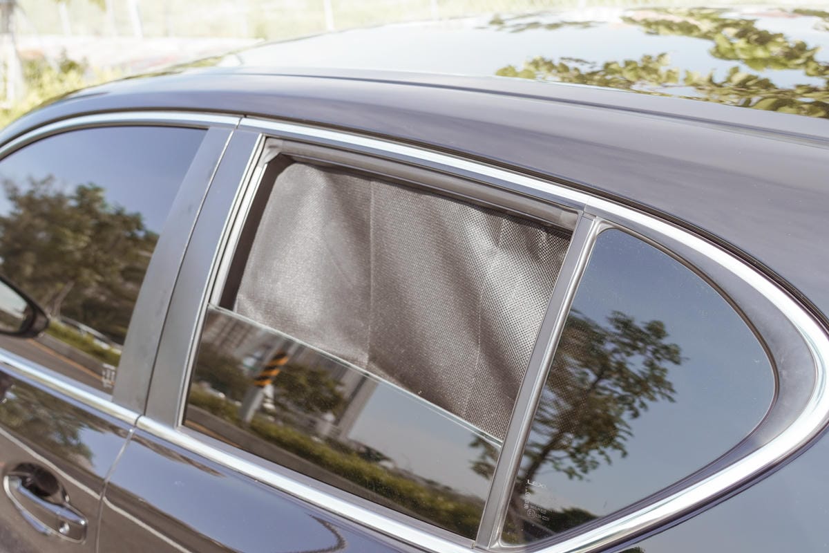 車用好物 磁吸汽車遮陽簾 隔熱防曬窗簾 擋陽光不擋視線12.jpg 車用好物 磁吸汽車遮陽簾 隔熱防曬窗簾 擋陽光不擋視線12.jpg