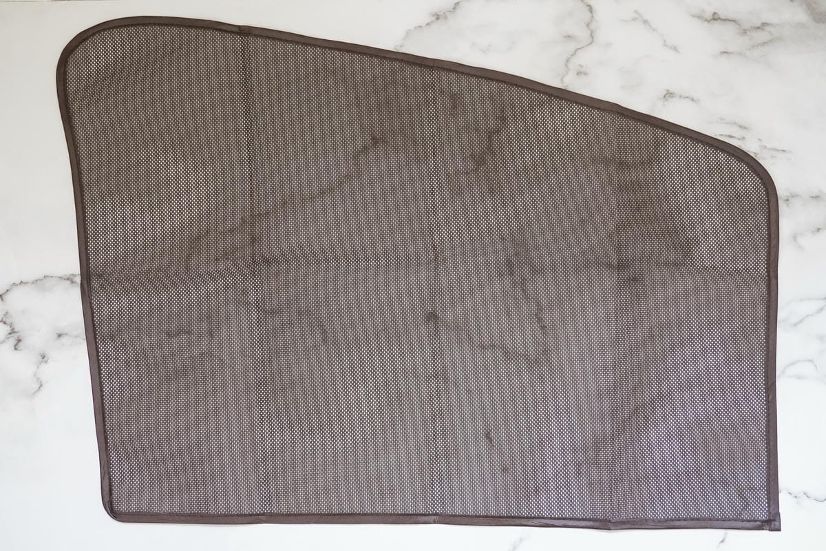 車用好物 磁吸汽車遮陽簾 隔熱防曬窗簾 擋陽光不擋視線4.jpg 車用好物 磁吸汽車遮陽簾 隔熱防曬窗簾 擋陽光不擋視線4.jpg